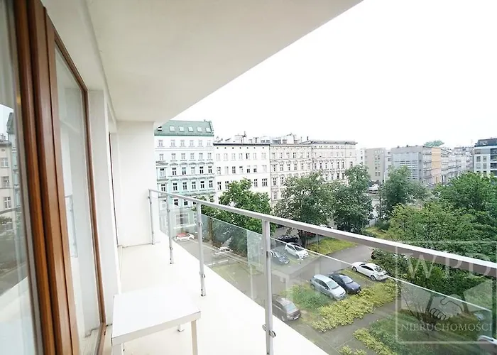 Modern Apartment-city Center-new Building-garage Wrocław