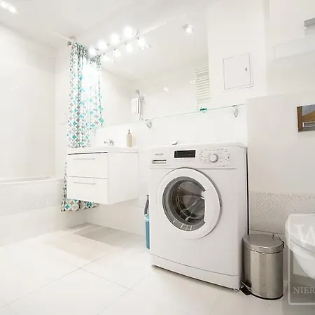 דירה Modern Apartment-city Center-new Building-garage *